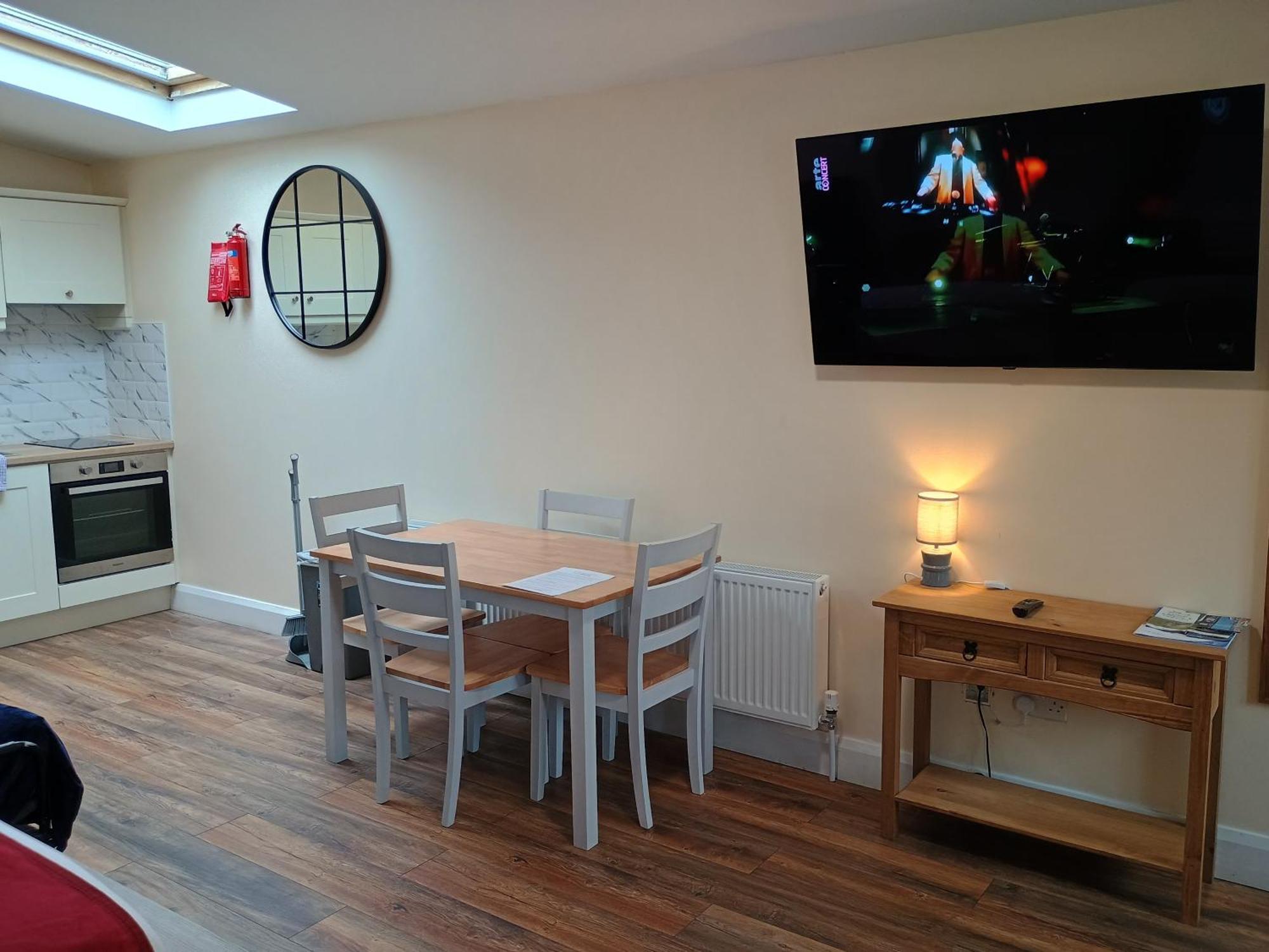 Matty'S Pub - Apartment'S Carlow Chambre photo